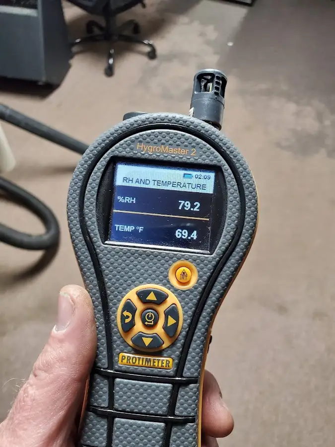 Moisture meter humidity assessment for Mold Remediation & Removal in Sea Cliff